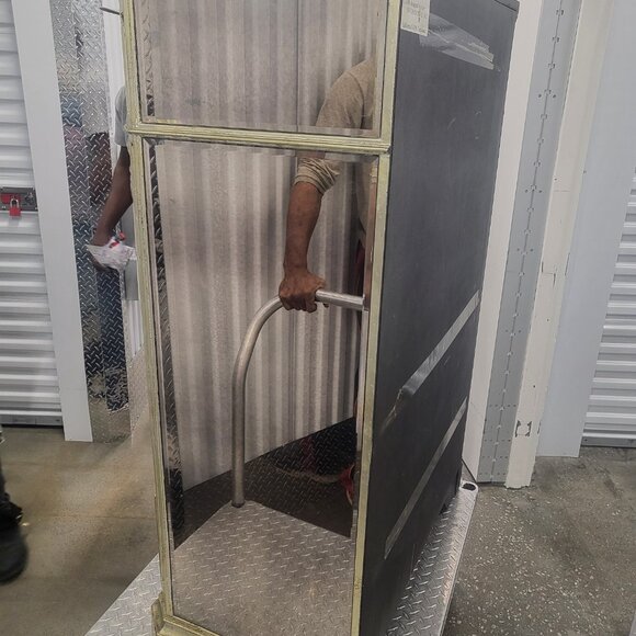 Chest - Picture 3 of 5